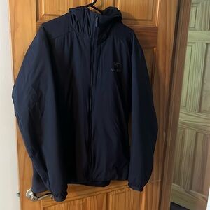 Arc’teryx Atom XL hoody jacket